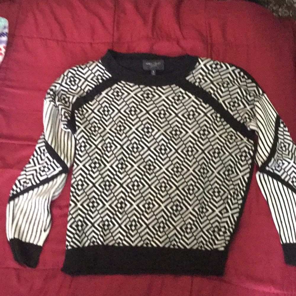 Romeo & Juliet Couture Long Sleeve Sweater